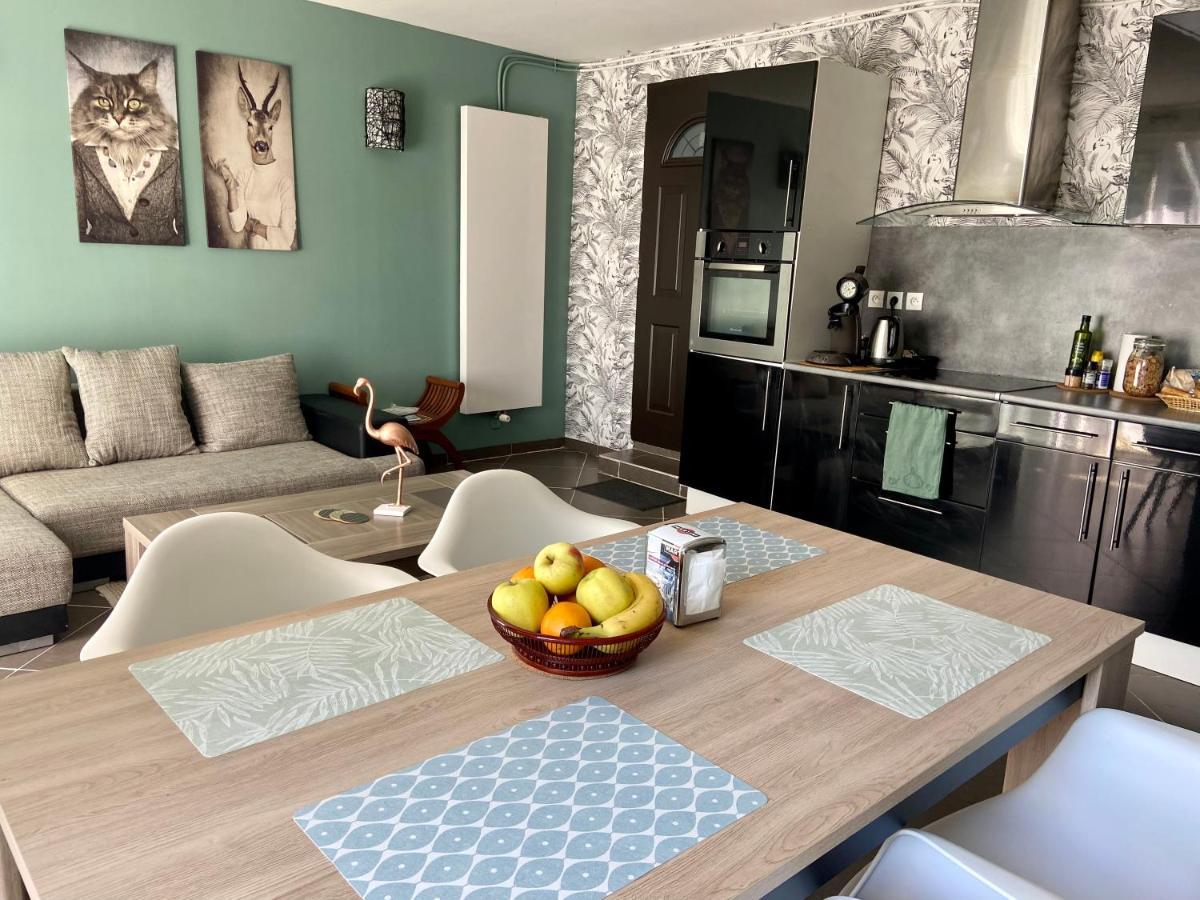 Les Perdrix Apartment ชาร์เลอวิลล์-เมซิแยร์ ภายนอก รูปภาพ